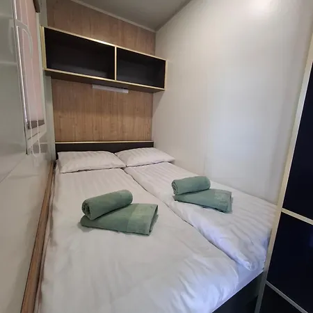 Luna Mobilehomes Кемпинг